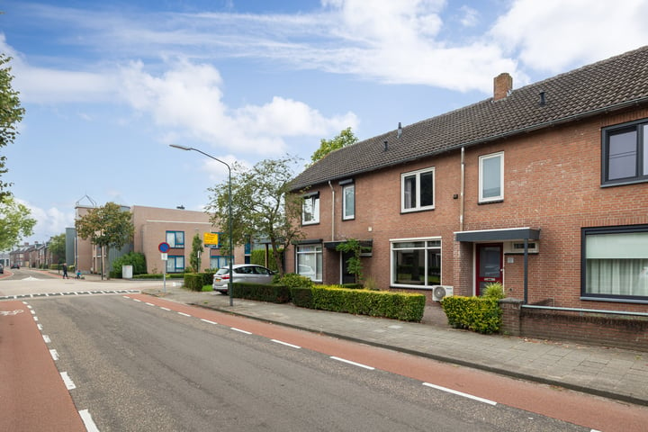 Bekijk foto 42 van van Hornstraat 57