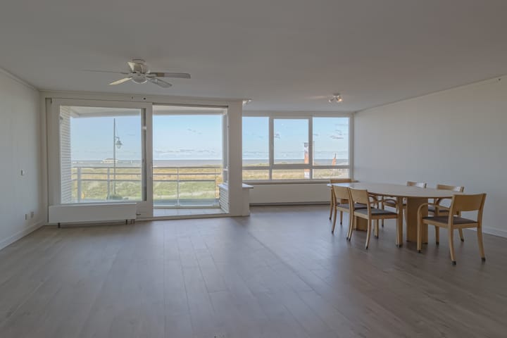 Photo 11 of Noordzeestraat 43