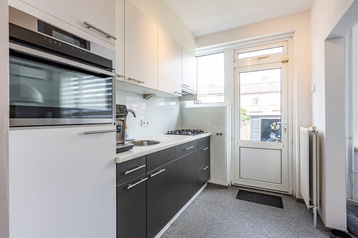 Foto 6 van Burg. Cremersstraat 14