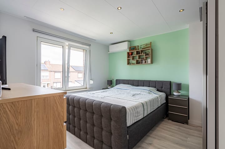 Foto 9 van Burg. Cremersstraat 14