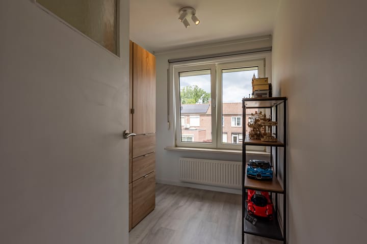 Foto 12 van Burg. Cremersstraat 14