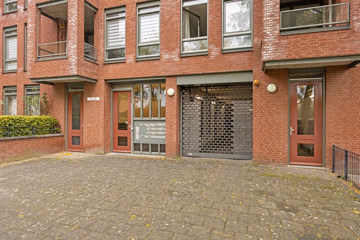 View photo 8 of Zilvermeeuwlaan 18