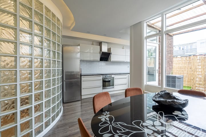 Foto 10 van Nicolaas Beetsstraat 58-B