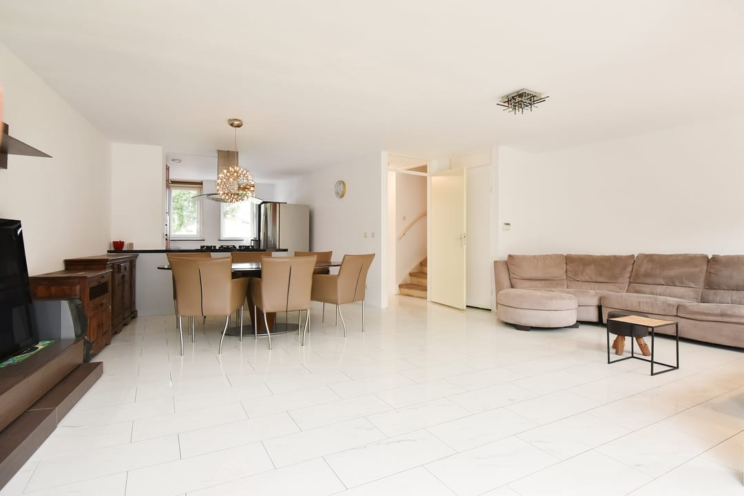 Foto 2 van Wim Sonneveldplein 65