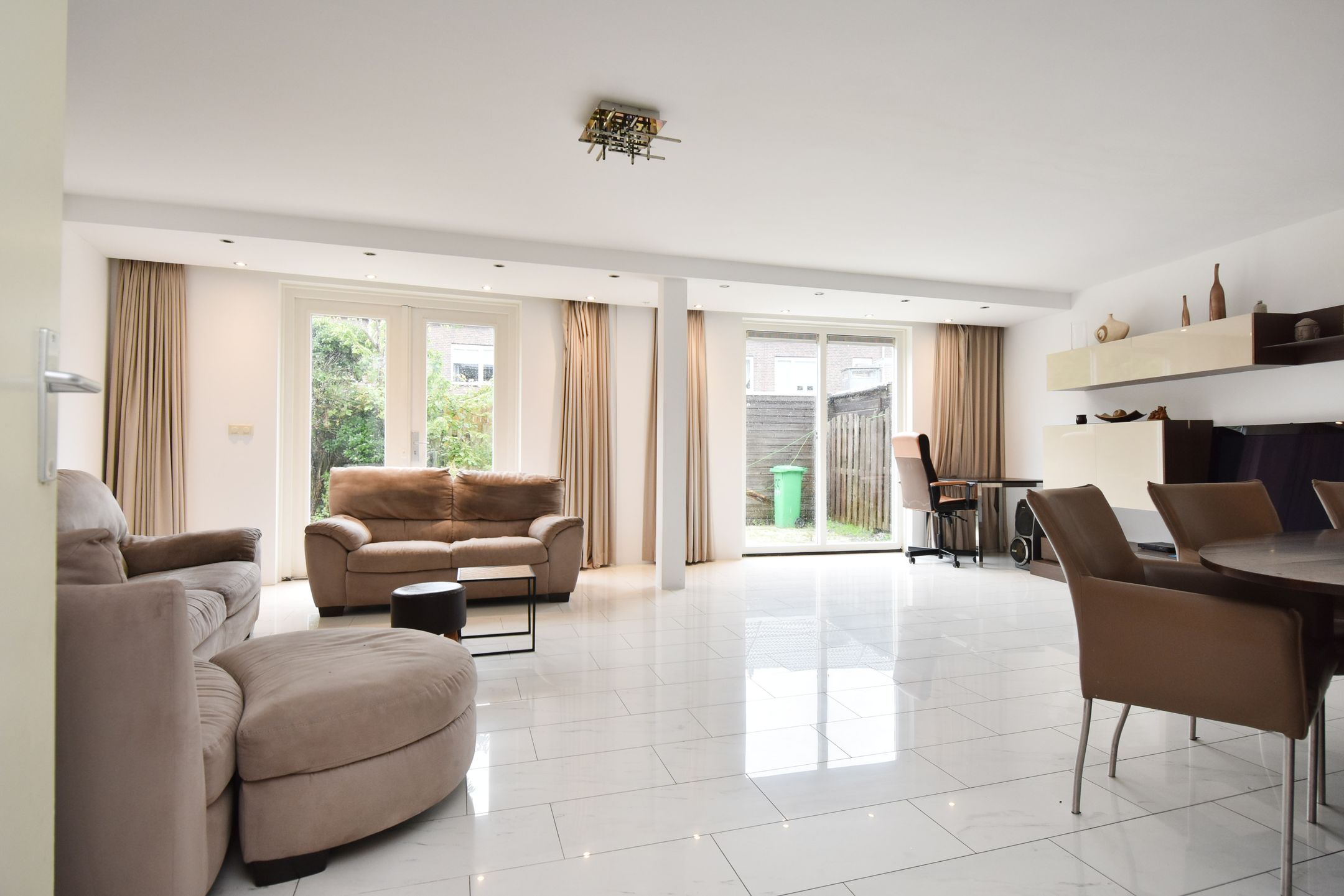 Foto 3 van Wim Sonneveldplein 65