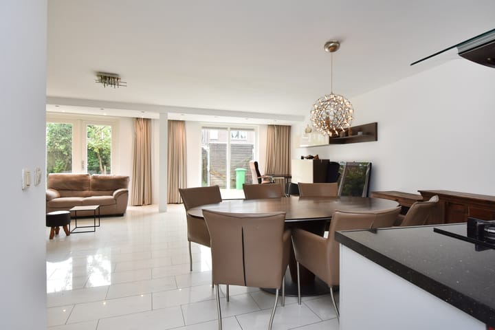 Foto 14 van Wim Sonneveldplein 65