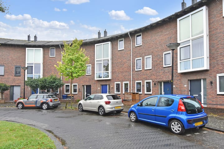 Foto 44 van Wim Sonneveldplein 65