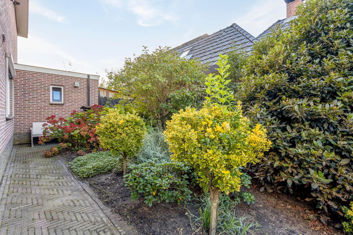 View photo 58 of Stadhouderslaan 121