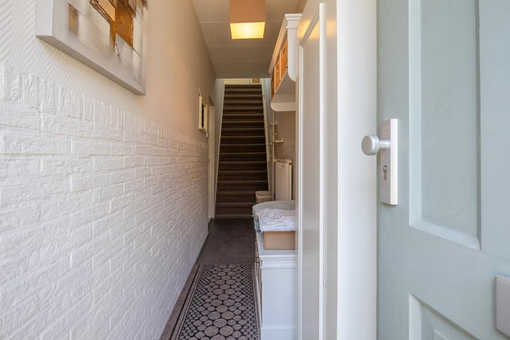 Bekijk foto 2 van Cronjéstraat 32