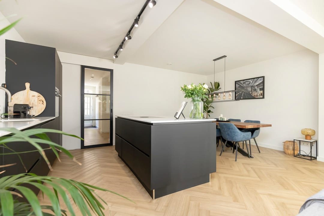 Foto 11 van Van Spilbergenstraat 68-H