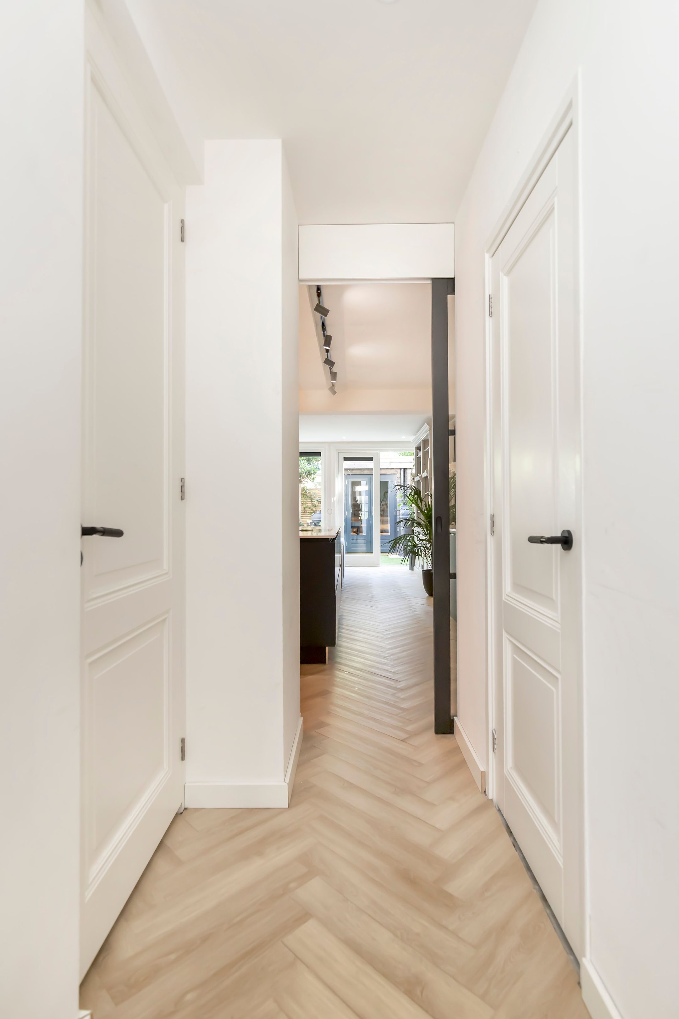 Foto 12 van Van Spilbergenstraat 68-H