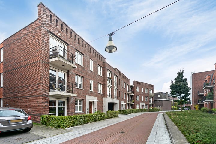 Foto 24 van Oranjebloesem 44