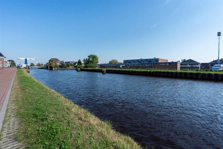 View photo 33 of Winschoterdiep 13