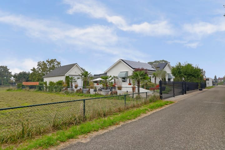 Foto 9 van Meerenweg 2