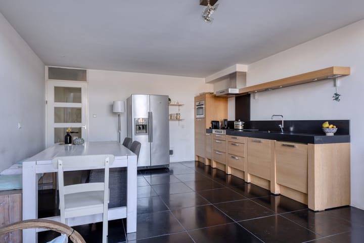 Photo 8 of Aquamarin 15