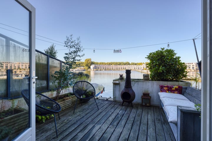 Photo 11 of Aquamarin 15