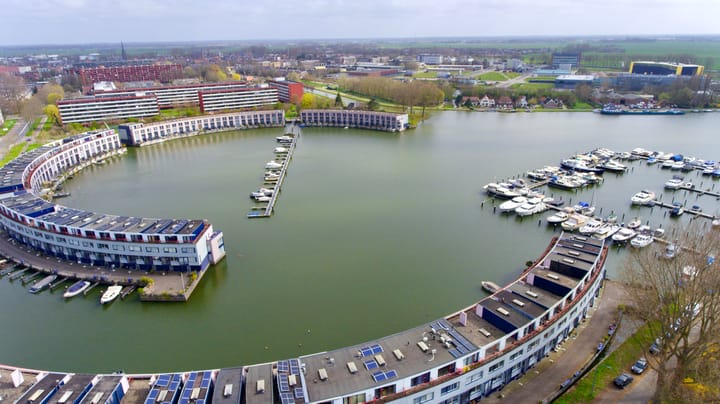 Photo 33 of Aquamarin 15