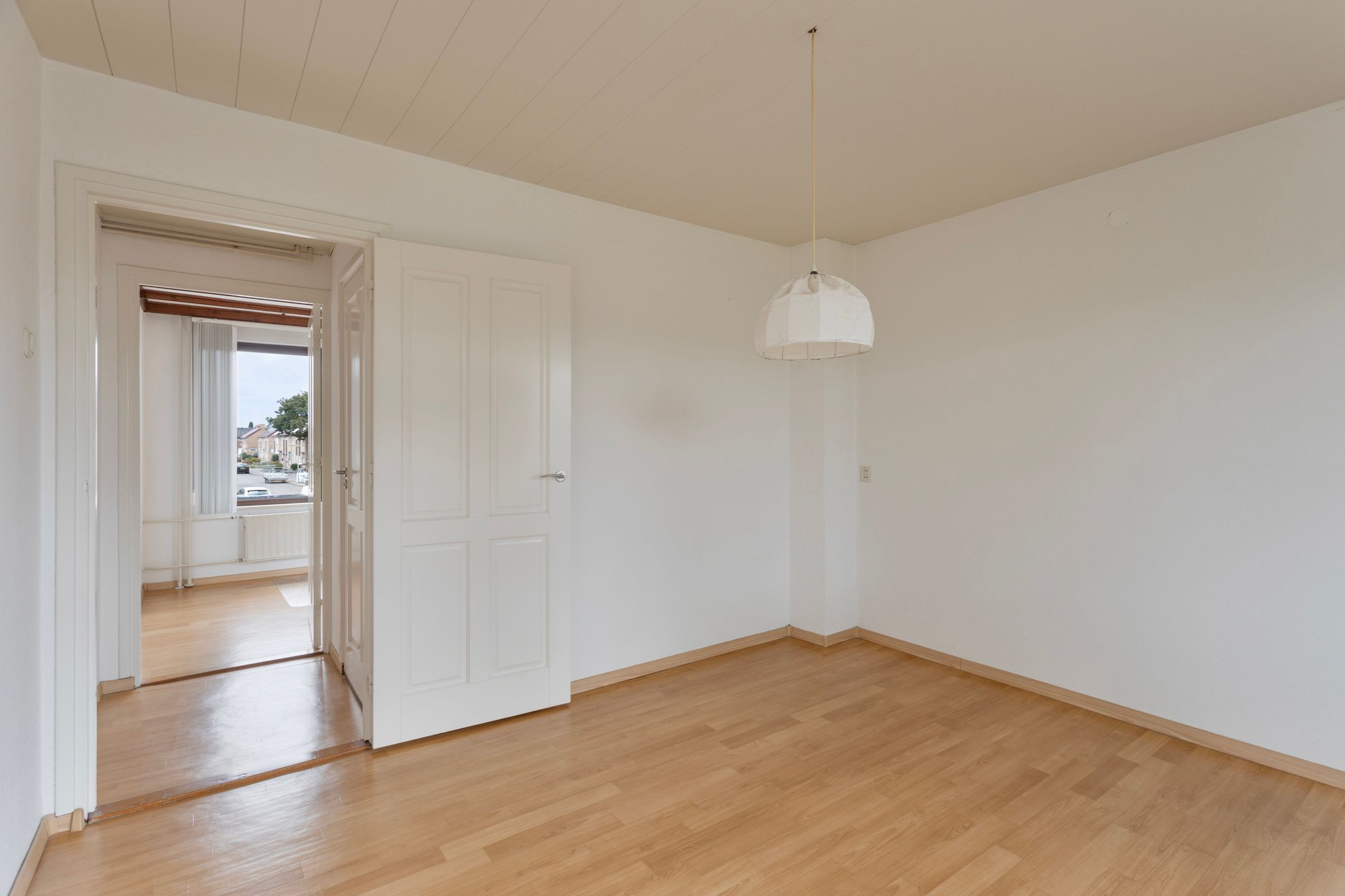 Photo 21 of Van Mereheymstraat 46