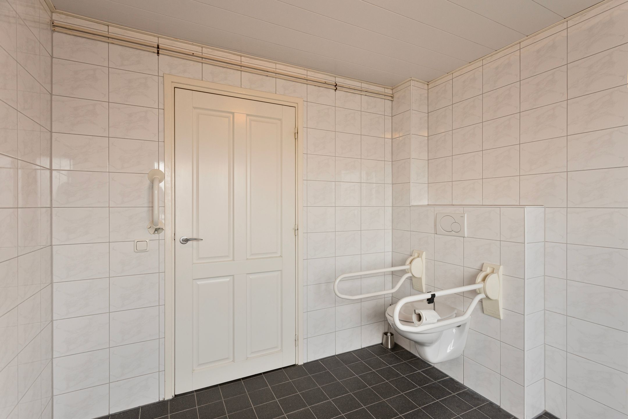 Photo 24 of Van Mereheymstraat 46