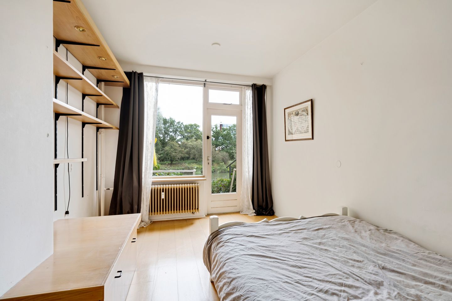 Foto 14 van Frederik Hendrikstraat 4