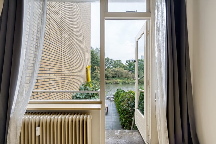 Foto 18 van Frederik Hendrikstraat 4