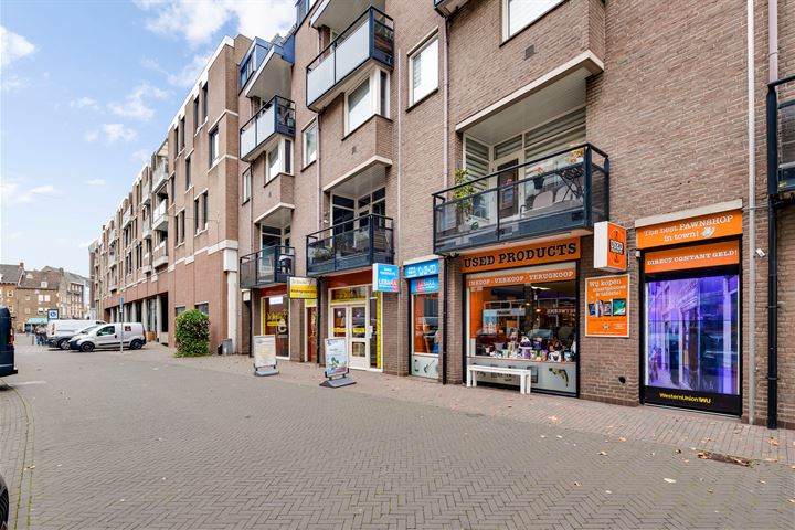 Bekijk foto 23 van Kruisherenstraat 117