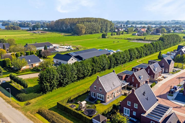 Photo 2 of Herman de Ruijterstraat 56