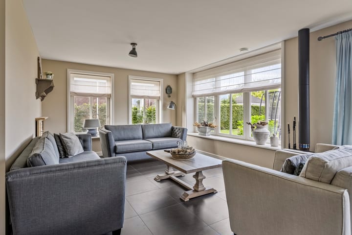 Photo 9 of Herman de Ruijterstraat 56