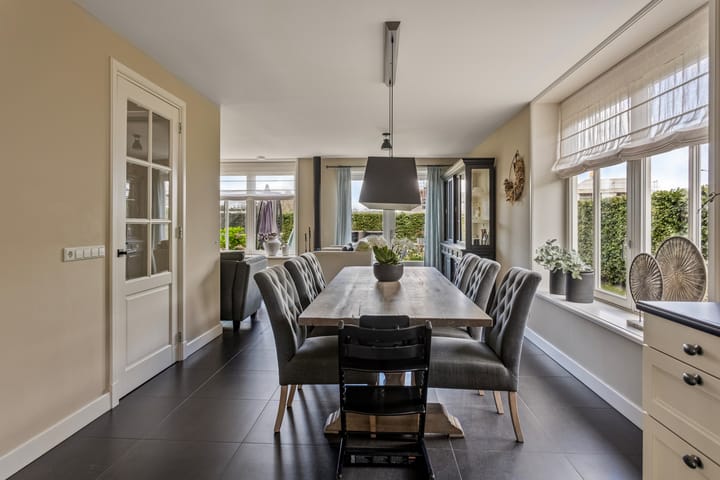 Photo 17 of Herman de Ruijterstraat 56