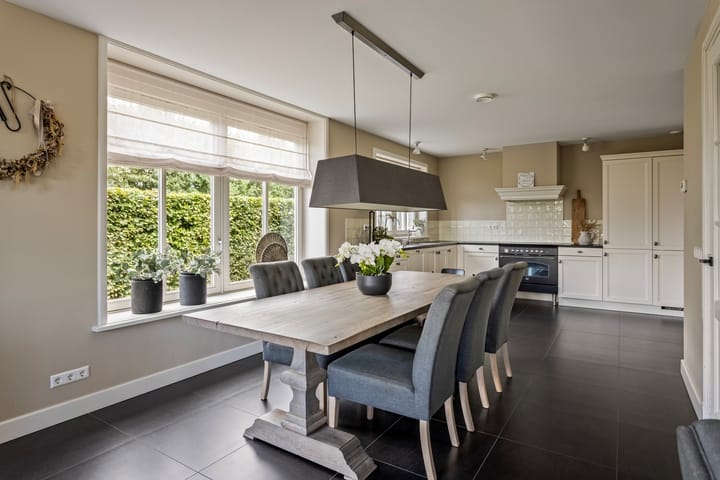 Photo 18 of Herman de Ruijterstraat 56