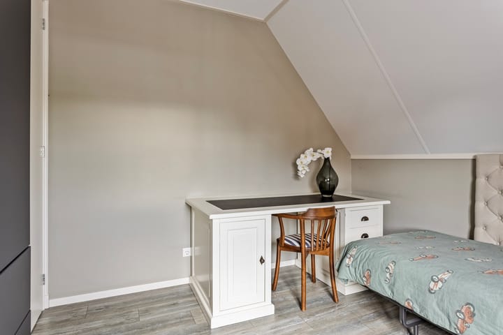 Photo 27 of Herman de Ruijterstraat 56