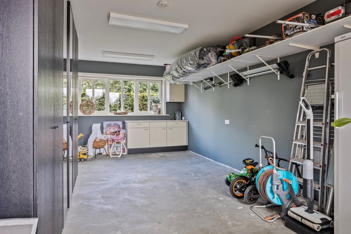 Photo 36 of Herman de Ruijterstraat 56