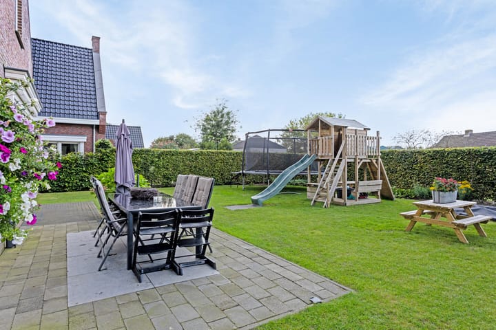 Photo 43 of Herman de Ruijterstraat 56