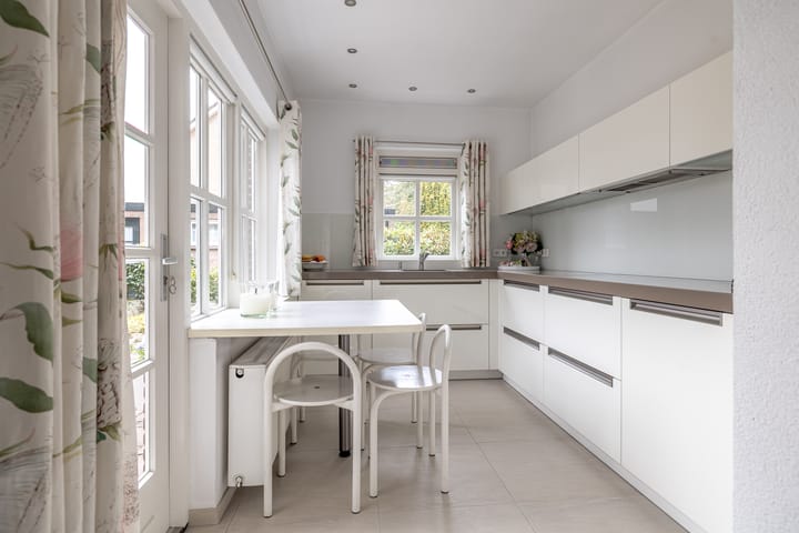 Foto 16 van Jan Oomenstraat 37