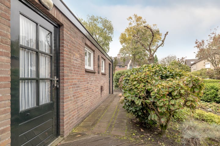 Foto 29 van Jan Oomenstraat 37