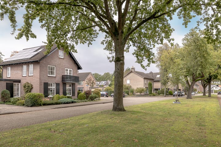 Foto 33 van Jan Oomenstraat 37