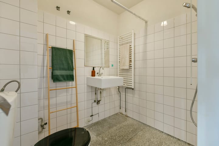 Photo 12 of Frederik Hendrikstraat 125-1