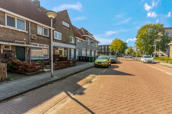 Bekijk foto 31 van Alard du Hamelstraat 87