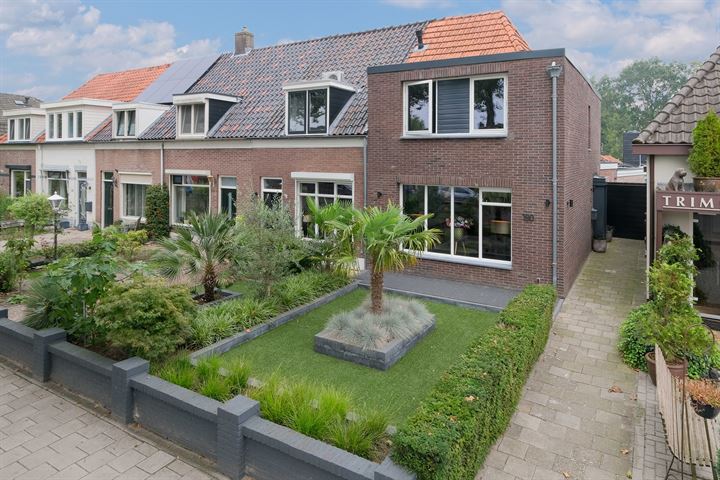 Bekijk foto 40 van Bornsestraat 190