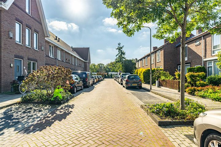 Bekijk foto 47 van Willibrordusstraat 9