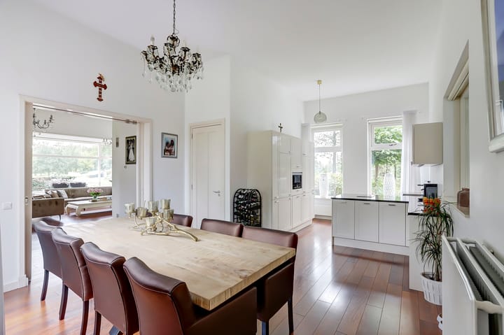 Foto 9 van Van der Waalslaan 1