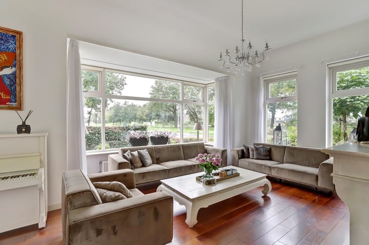 Foto 15 van Van der Waalslaan 1