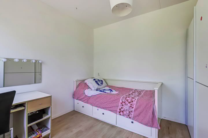 Foto 31 van Van der Waalslaan 1