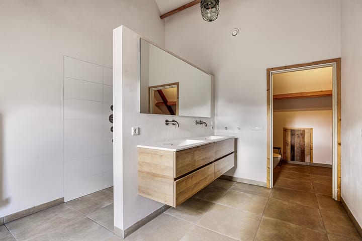 Photo 21 of Pater Visserslaan 10-A