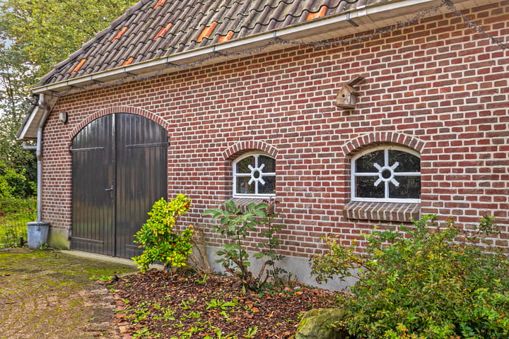 Photo 33 of Pater Visserslaan 10-A