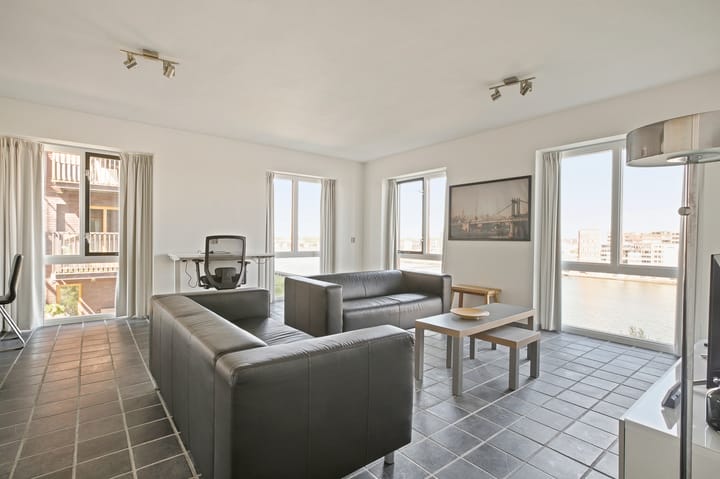 Foto 3 van Veembroederhof 152