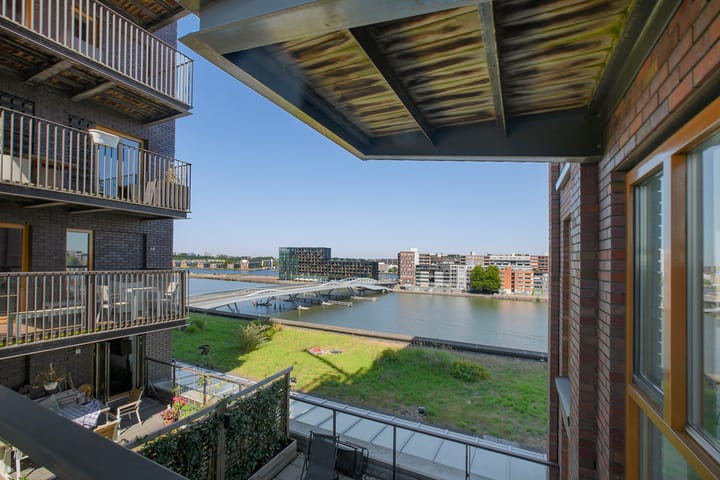 Photo 12 of Veembroederhof 152