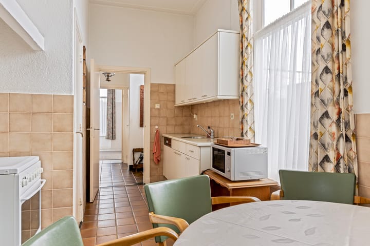 Foto 16 van Spoorstraat 9