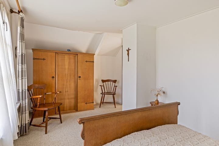 Foto 24 van Spoorstraat 9