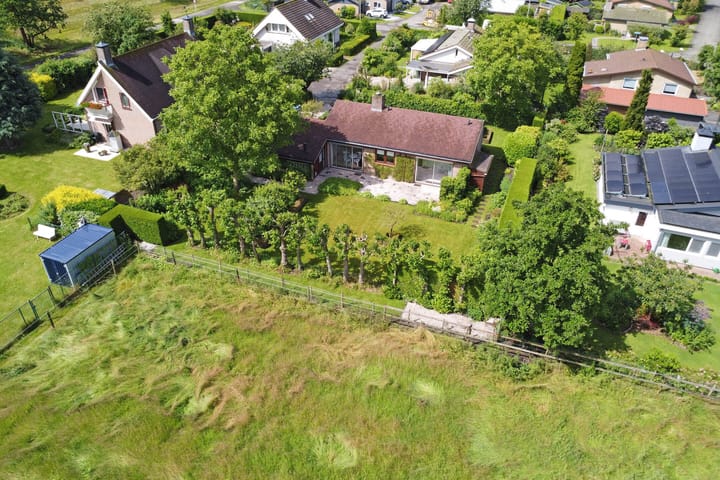 Photo 25 of Appellaan 3